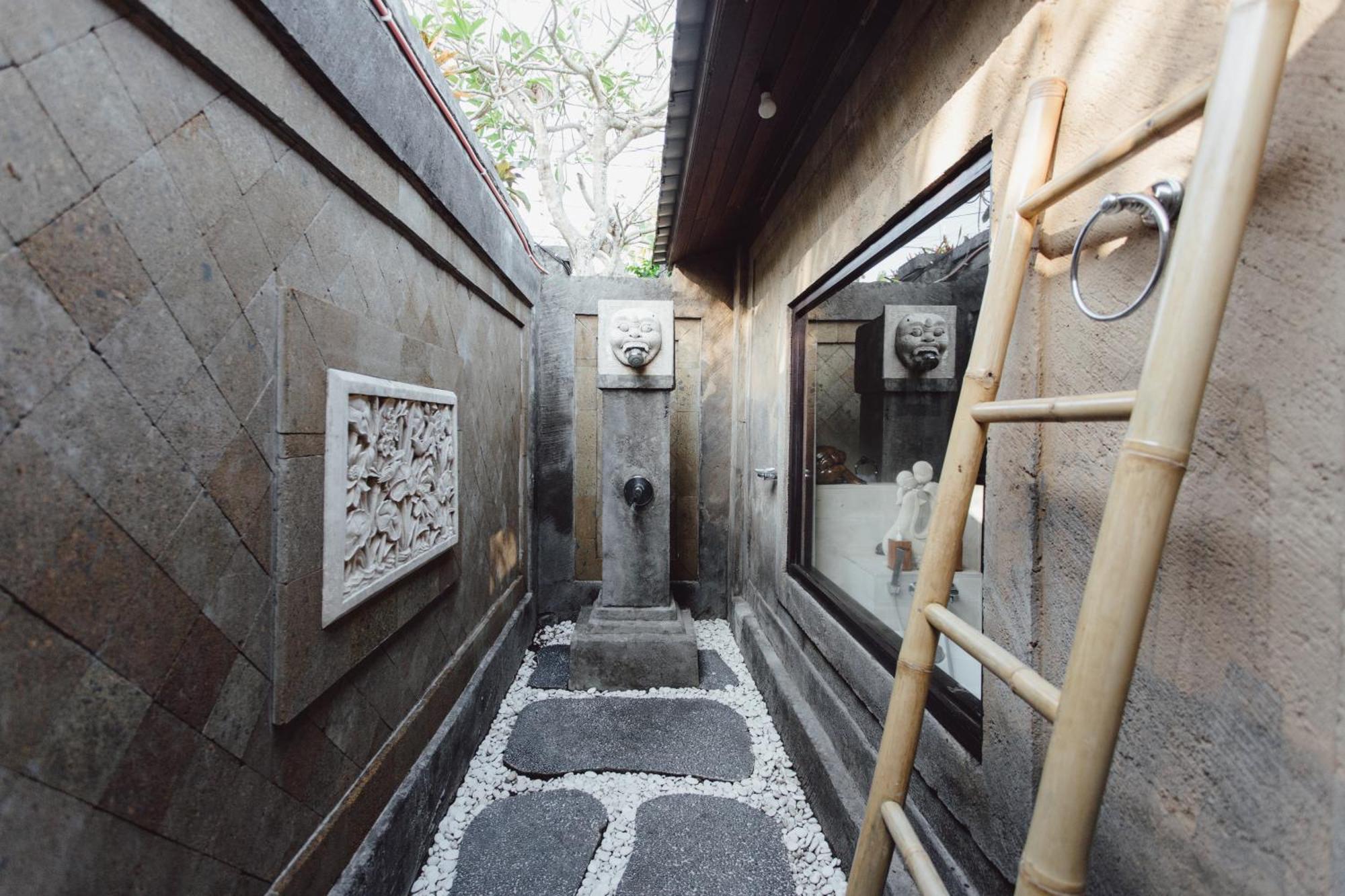 Kishi-Kishi Artvilla Blahbatu Esterno foto
